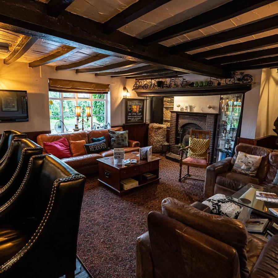 The Royal Arms Hotel Sutton Cheney Eksteriør bilde