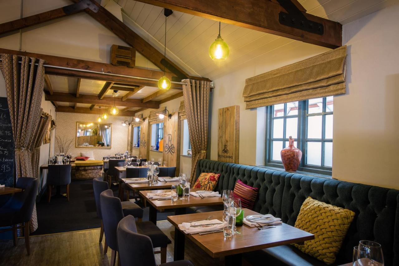 The Royal Arms Hotel Sutton Cheney Eksteriør bilde